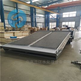 GSHZ-1800钢丝绳格栅除污机
